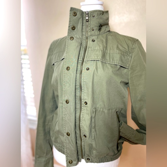 Banana Republic Bomber Jacket Womens sz S Olive Green Packable Hoodie Hipster - Picture 7 of 15